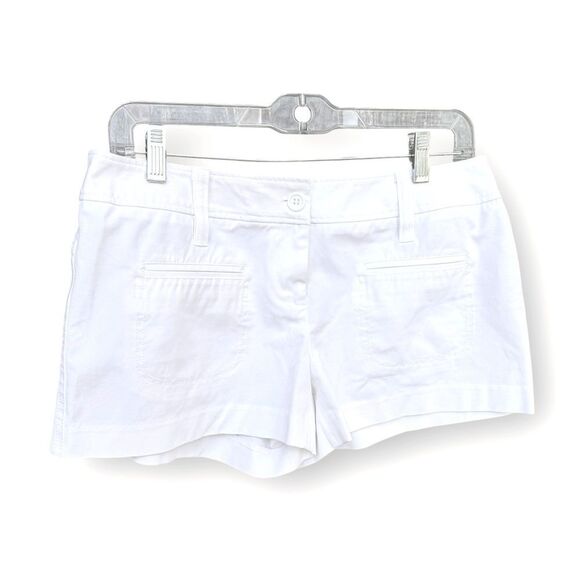 Express Stretch Crisp White Classic Shorts Women's size 9/10 - Picture 1 of 7